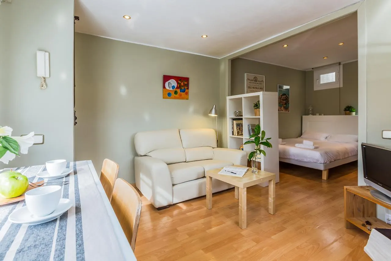 Montaber Apartment - Plaza Espana Barcelona
