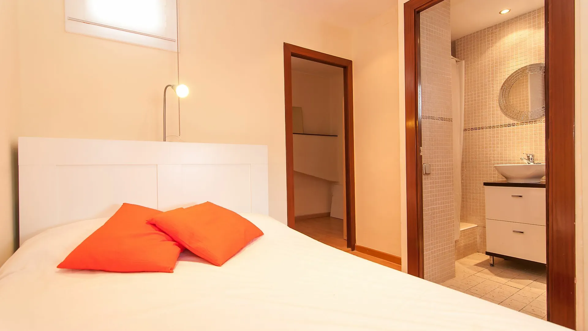 Montaber Apartment - Plaza Espana Barcelona Spain